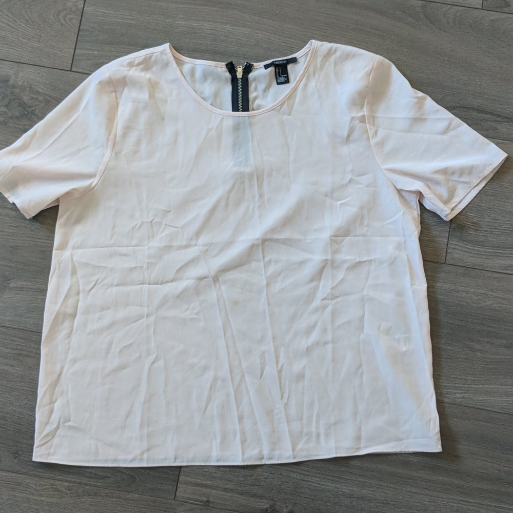 Pink Forever21 Top 💕 2/$30 💕 | Large Women's